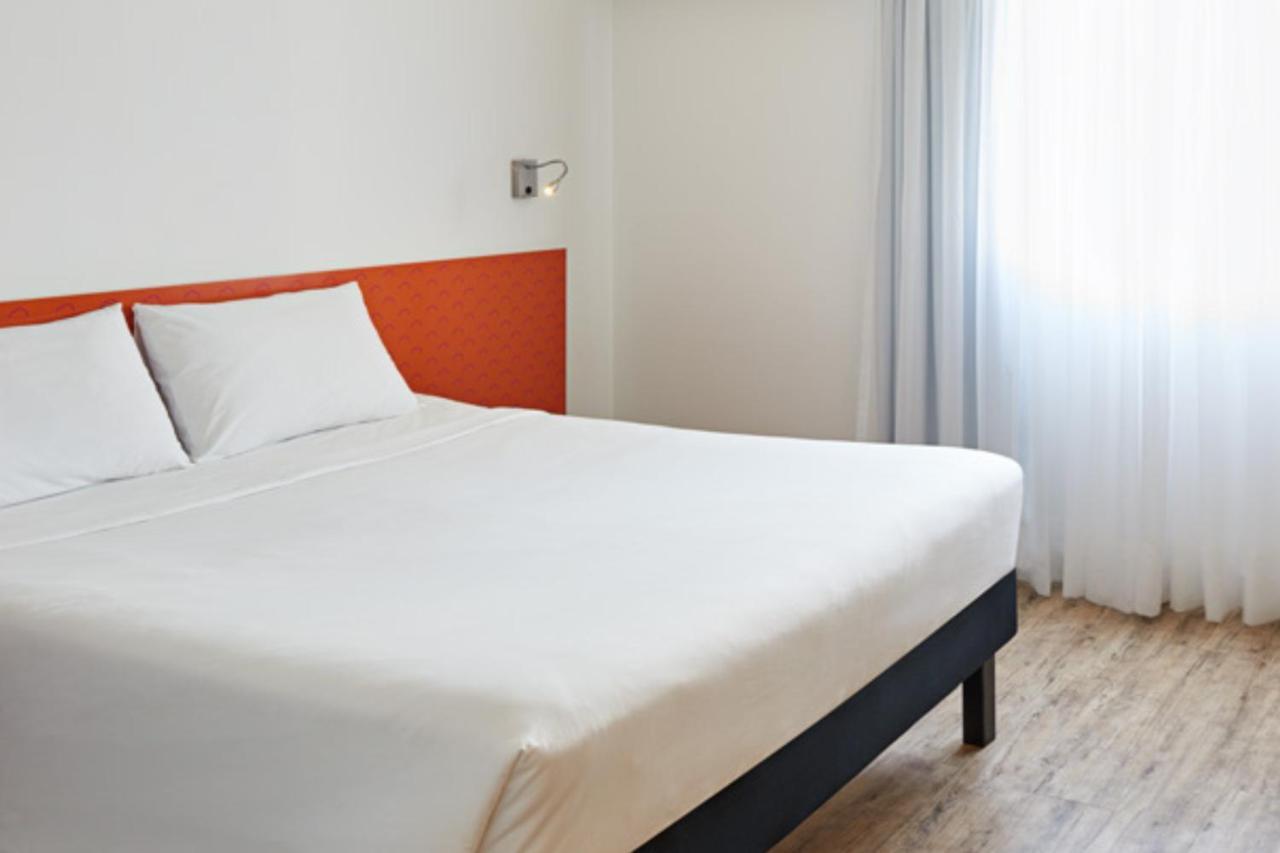 Ibis Styles Balneario Camboriu - 1 Quadra Do Mar Otel Dış mekan fotoğraf